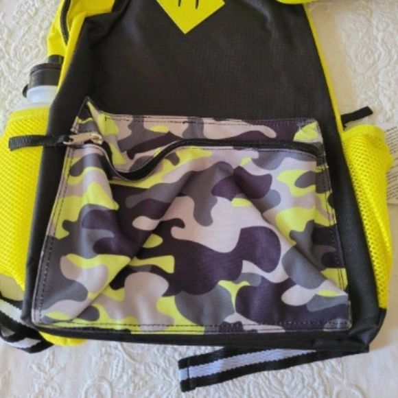 L2D 16" Backpack with Lunch Bag & Headphones - Picture 2 of 7